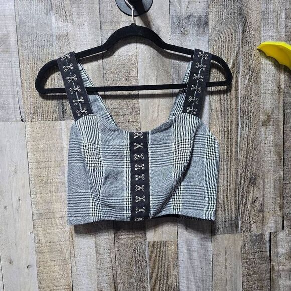 RI Studio Tops - RI Studio Houndstooth Plaid Crop Tank Top